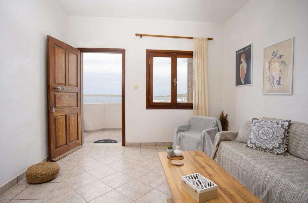 Seafront & Sunsets Sigri House Sígrion